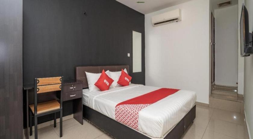 Oyo 1167 Rest And Go Hotel 巴生 外观 照片