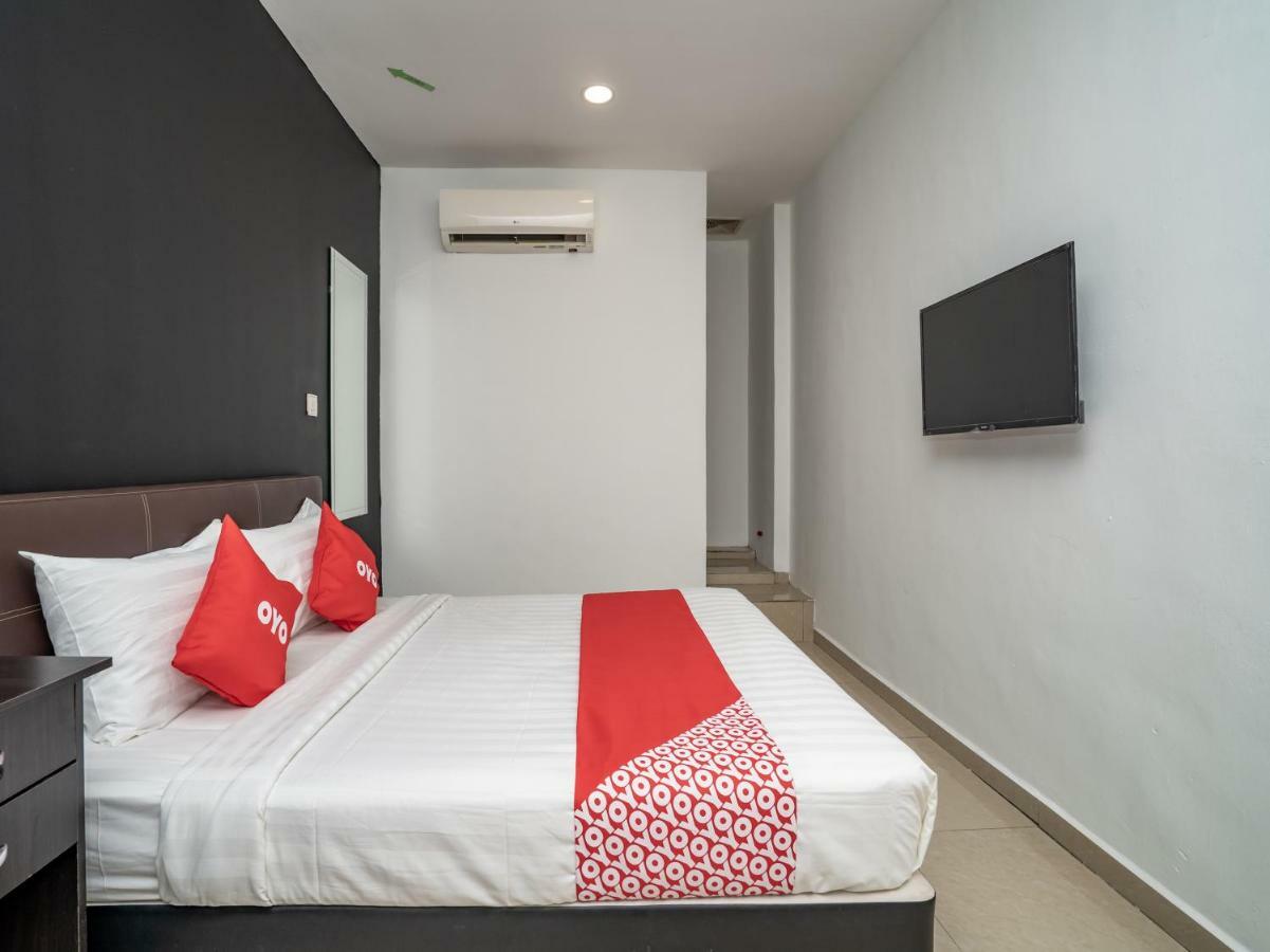 Oyo 1167 Rest And Go Hotel 巴生 外观 照片