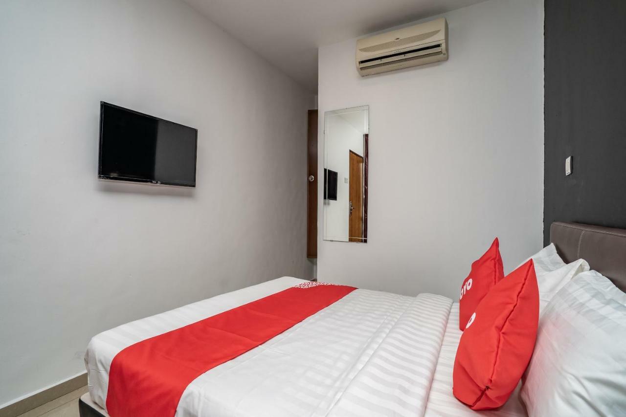 Oyo 1167 Rest And Go Hotel 巴生 外观 照片