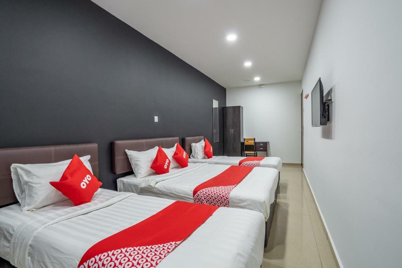 Oyo 1167 Rest And Go Hotel 巴生 外观 照片