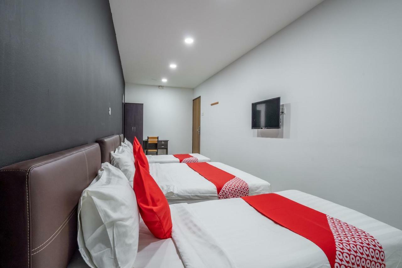 Oyo 1167 Rest And Go Hotel 巴生 外观 照片