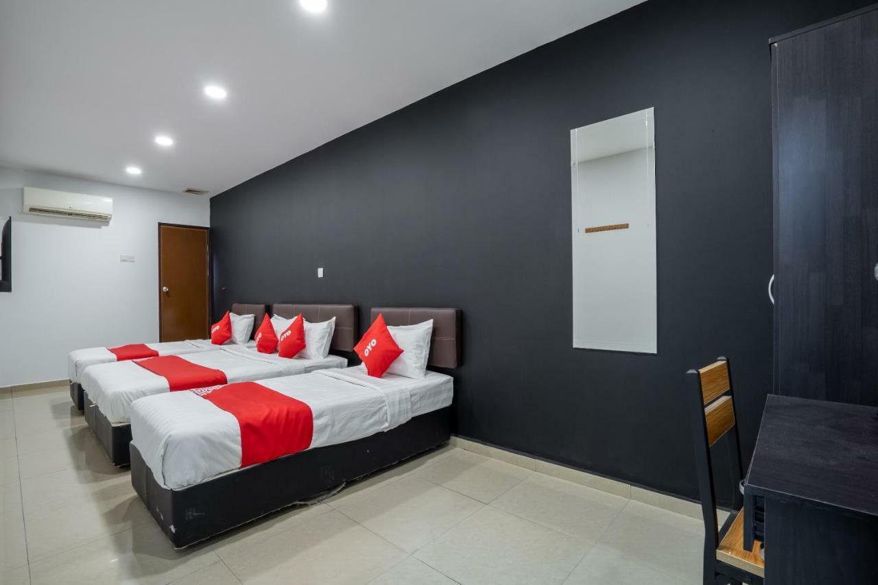 Oyo 1167 Rest And Go Hotel 巴生 外观 照片