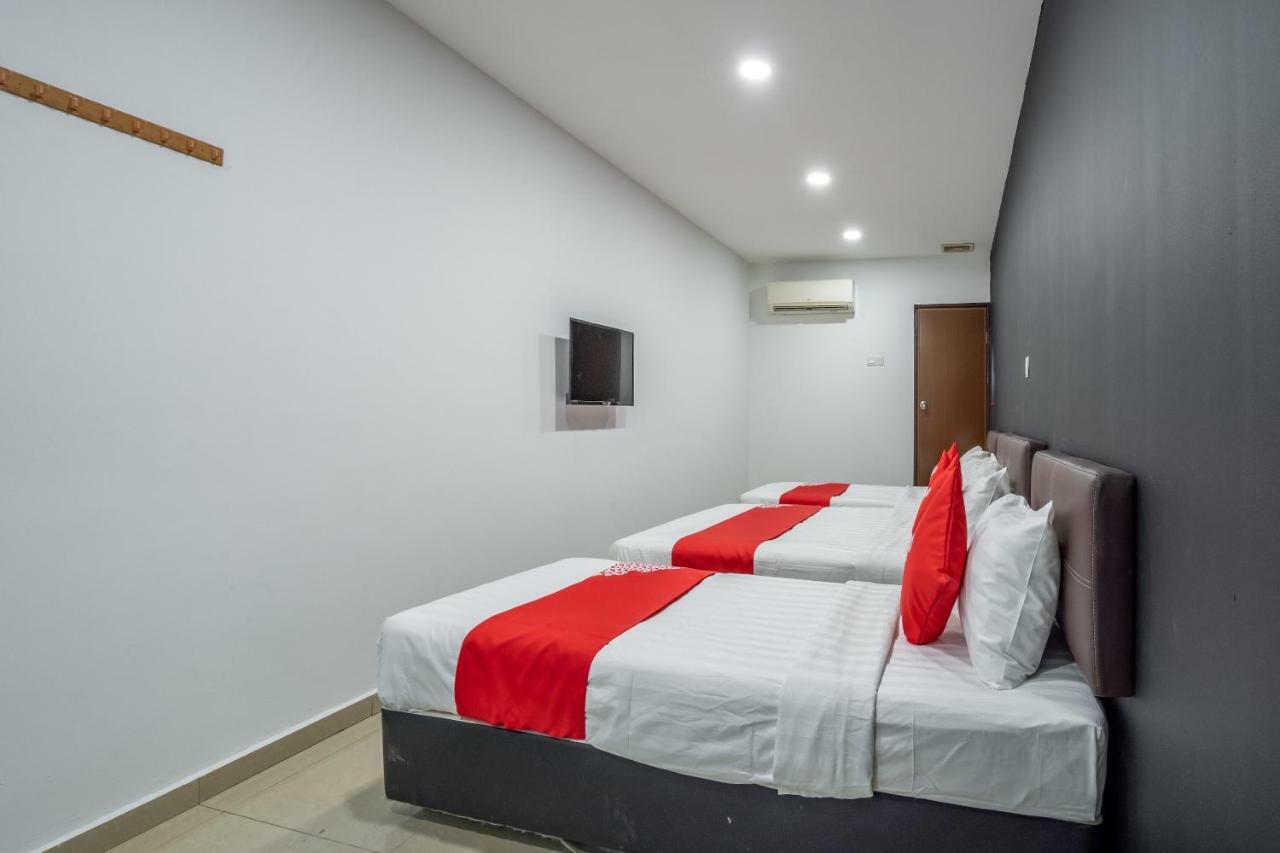 Oyo 1167 Rest And Go Hotel 巴生 外观 照片