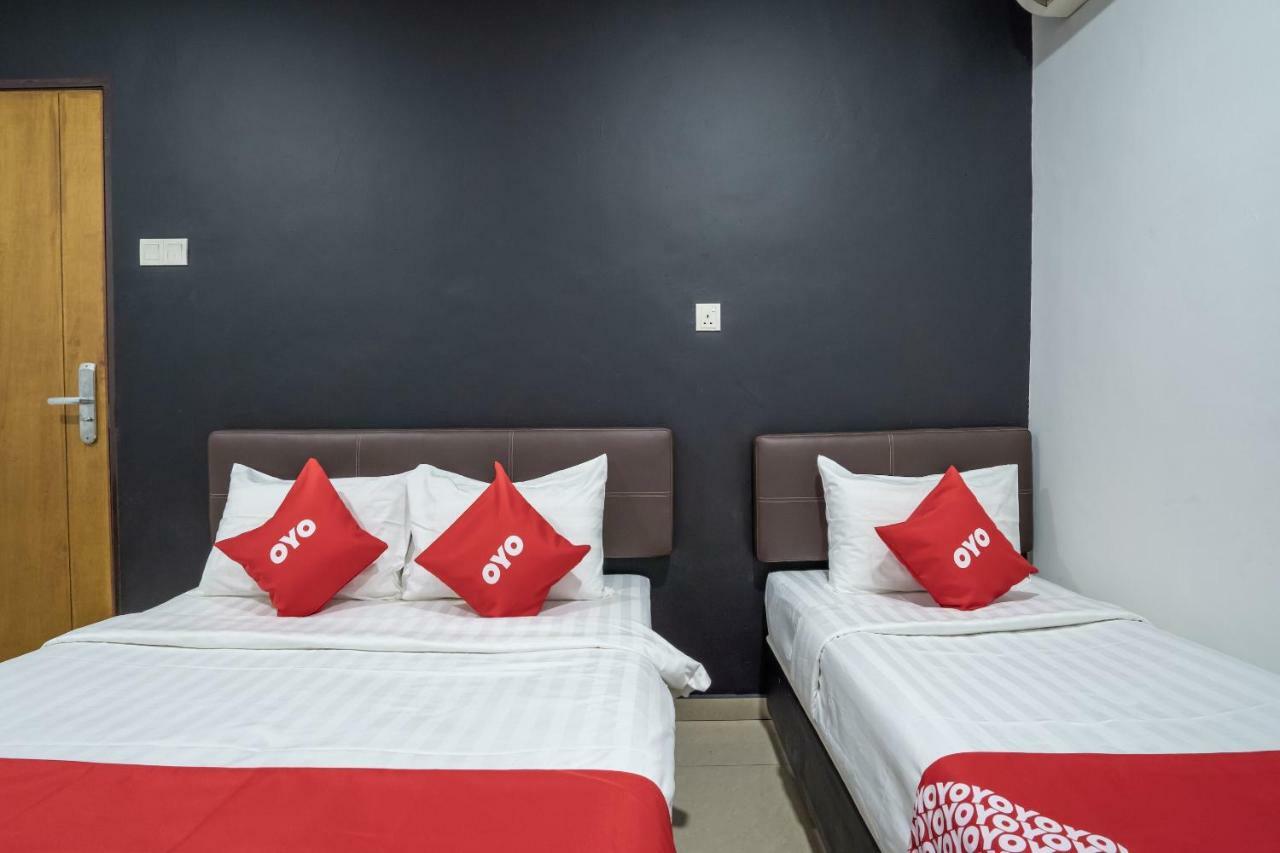Oyo 1167 Rest And Go Hotel 巴生 外观 照片
