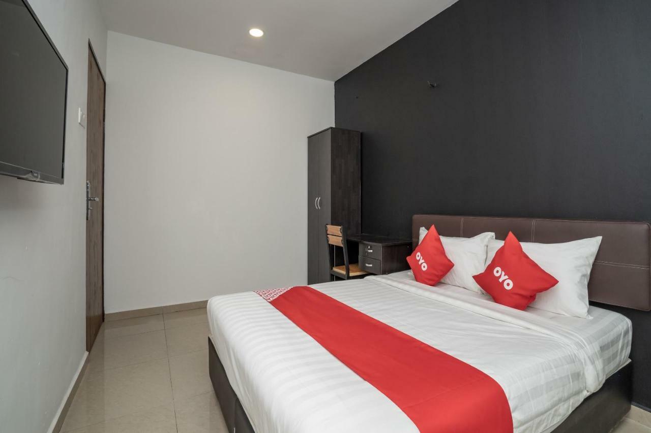Oyo 1167 Rest And Go Hotel 巴生 外观 照片