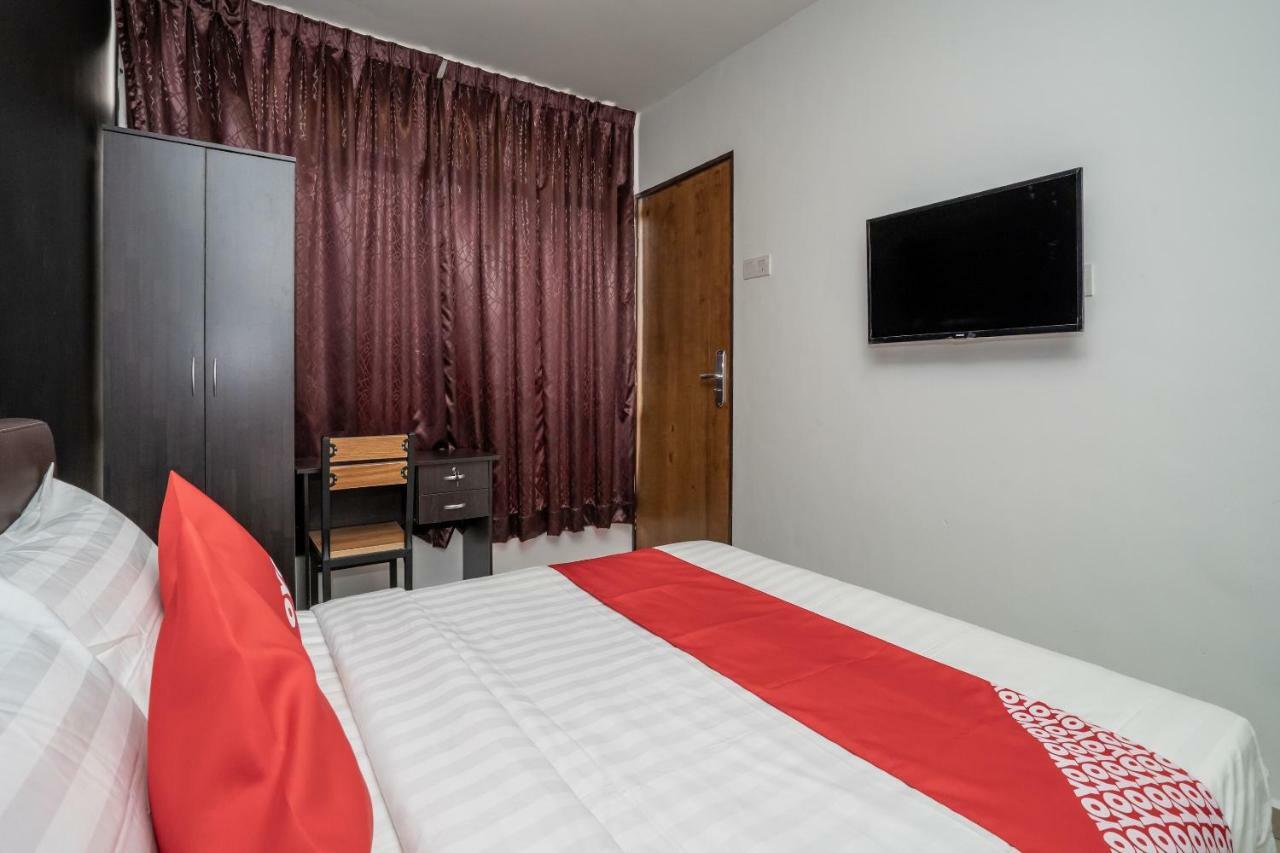 Oyo 1167 Rest And Go Hotel 巴生 外观 照片